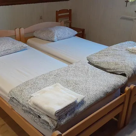 Ales * Felsőbeszterce